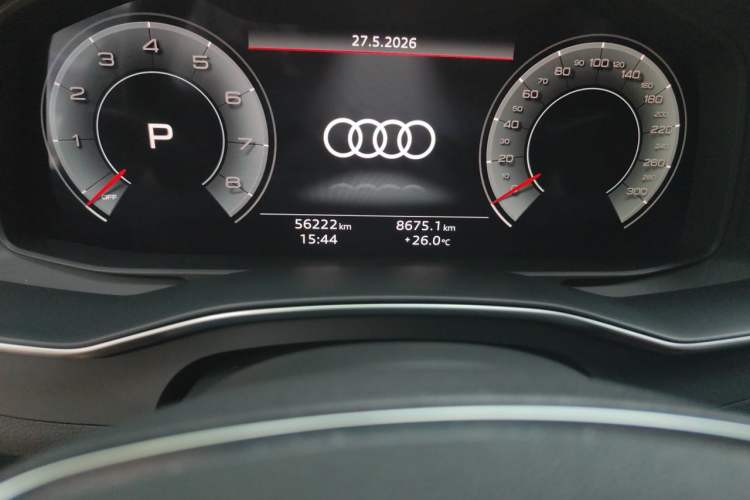 Used Audi A6L 2021 40 TFSI Luxury Prestige Edition Odometer Close Up