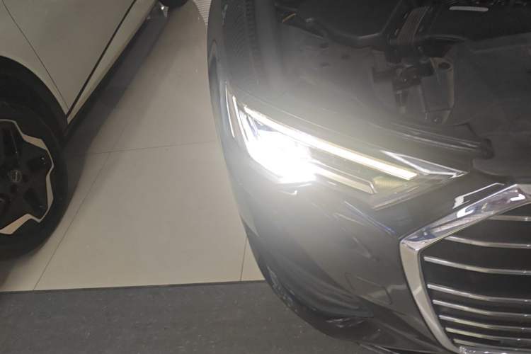 Used Audi A6L 2021 40 TFSI Luxury Prestige Edition Right Front Headlight