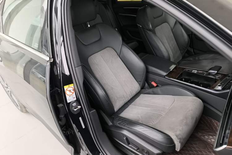 Used Audi A6L 2021 45 TFSI Prestige Dynamic Edition Right Front Seat