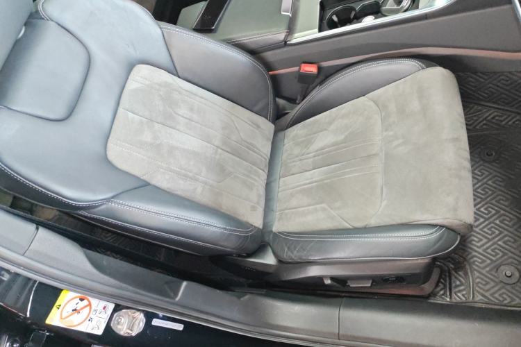 Used Audi A6L 2021 40 TFSI Luxury Dynamic Edition Right Front Seat