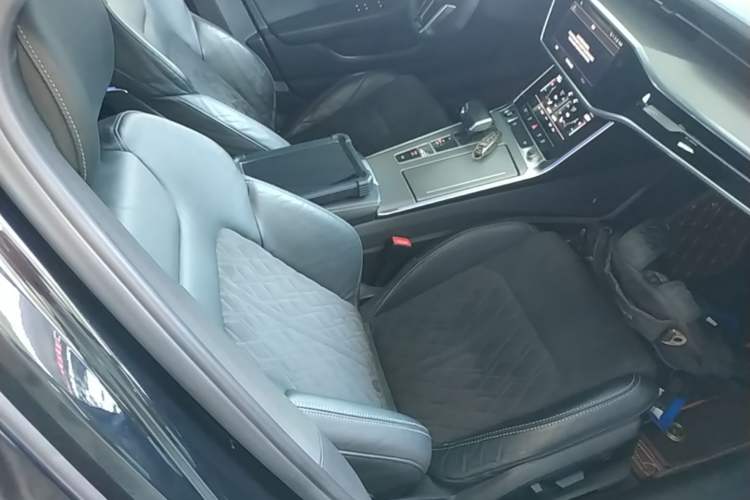 Used Audi A6L 2021 45 TFSI Prestige Dynamic Edition Right Front Seat