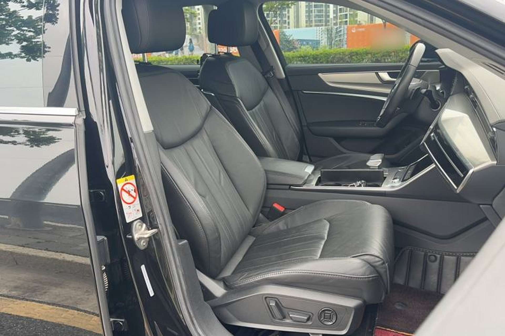 Used Audi A6L 2021 40 TFSI Luxury Dynamic Edition Right Front Seat