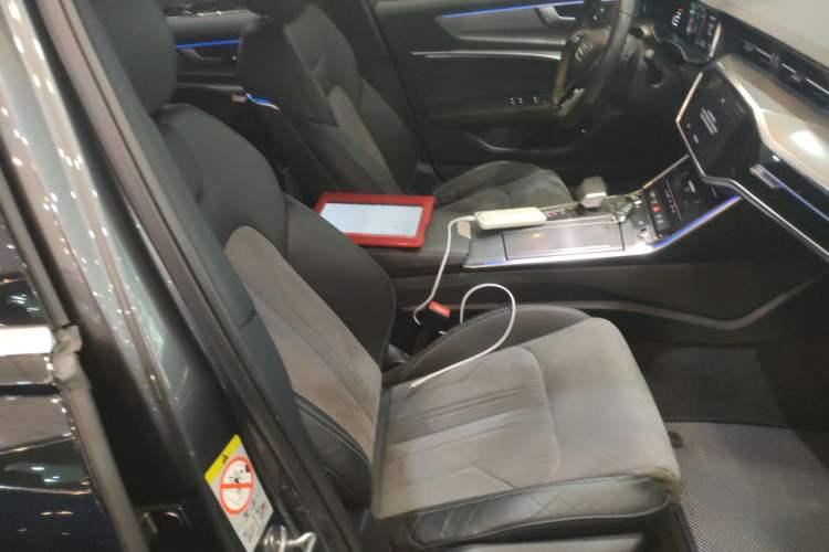 Used Audi A6L 2021 45 TFSI Prestige Dynamic Edition Right Front Seat