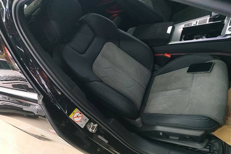 Used Audi A6L 2021 45 TFSI quattro Prestige Dynamic Edition Right Front Seat