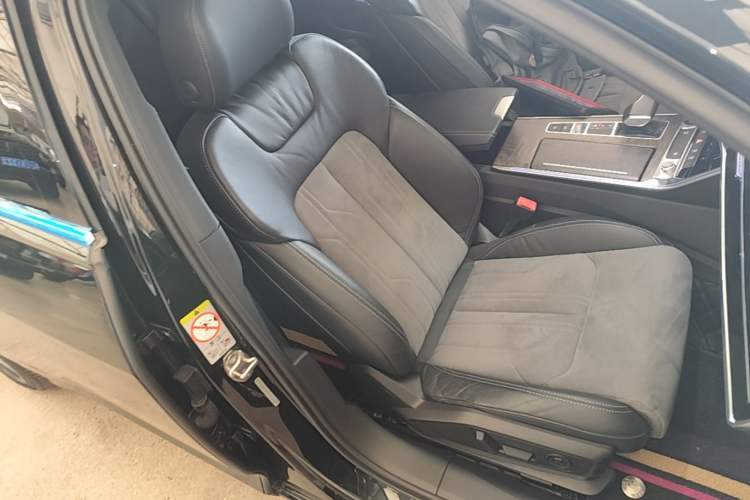 Used Audi A6L 2021 45 TFSI quattro Prestige Dynamic Edition Right Front Seat