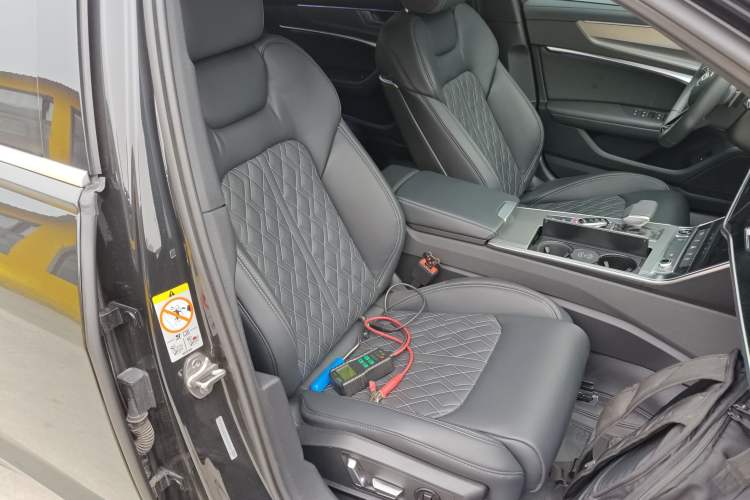 Used Audi A6L 2021 40 TFSI Luxury Dynamic Edition Right Front Seat
