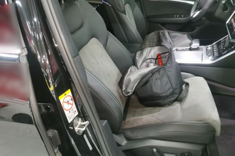 Used Audi A6L 2021 40 TFSI Luxury Dynamic Edition Right Front Seat