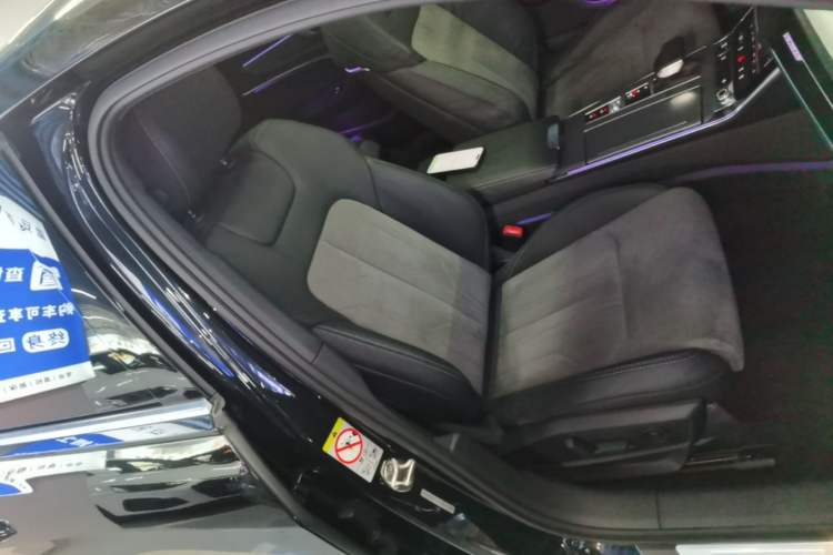 Used Audi A6L 2021 45 TFSI quattro Prestige Dynamic Edition Right Front Seat