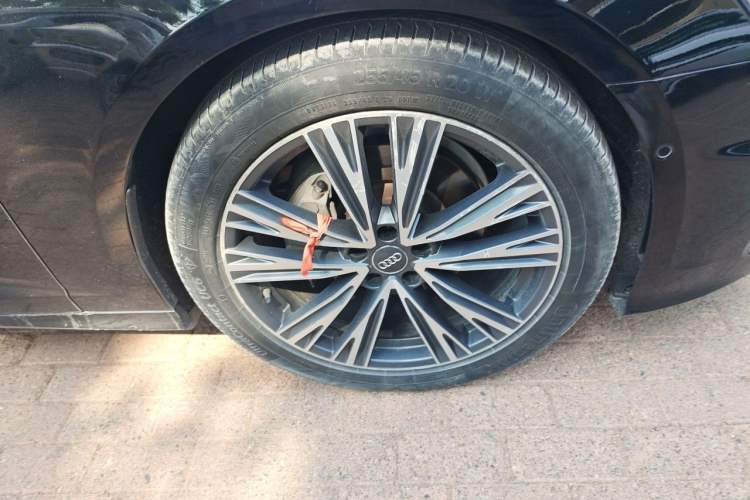 Used Audi A6L 2021 45 TFSI quattro Prestige Dynamic Edition Right Front Wheel Hub