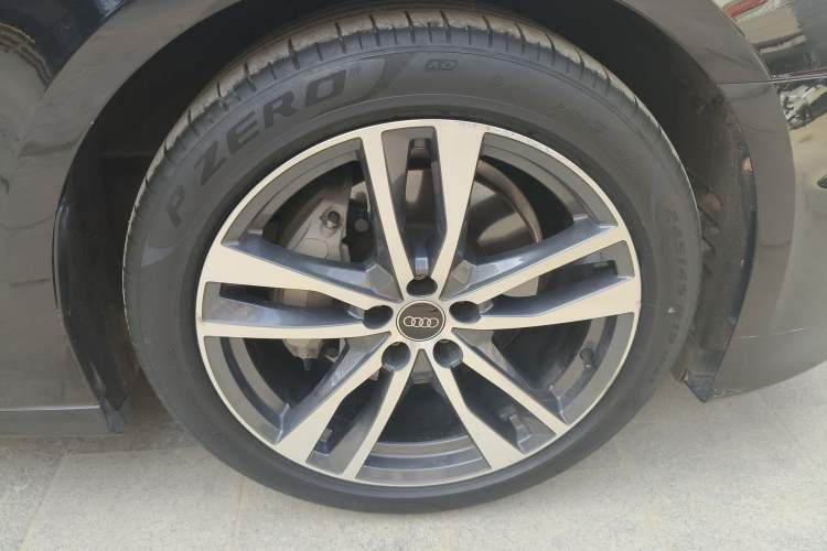 Used Audi A6L 2021 45 TFSI Prestige Dynamic Edition Right Front Wheel Hub