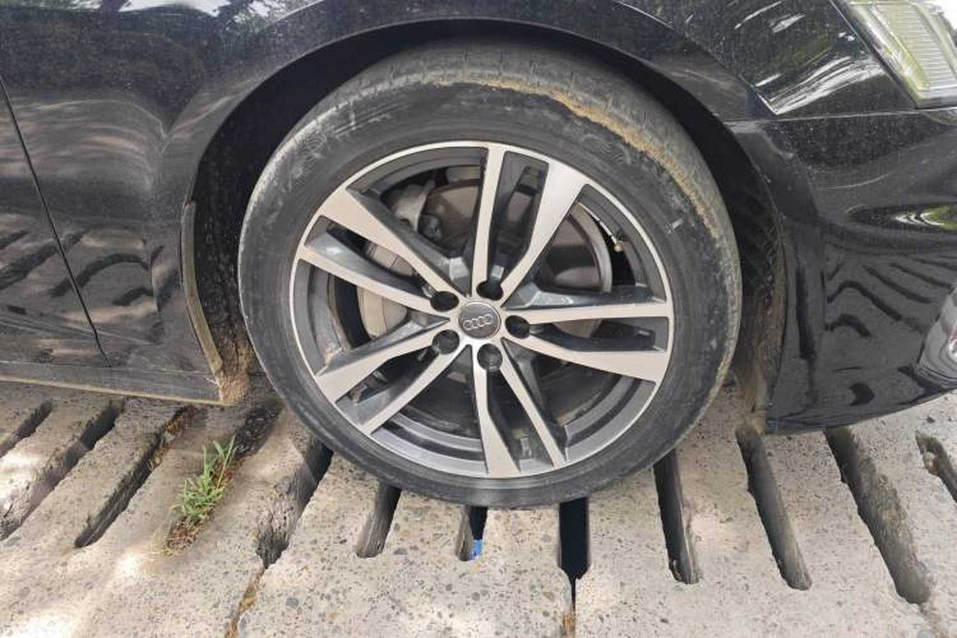 Used Audi A6L 2021 40 TFSI Luxury Dynamic Edition Right Front Wheel Hub