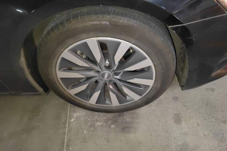Used Audi A6L 2021 45 TFSI Prestige Elegant Edition Right Front Wheel Hub