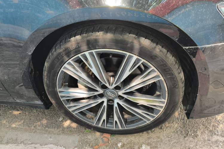 Used Audi A6L 2021 45 TFSI quattro Prestige Dynamic Edition Right Front Wheel Hub