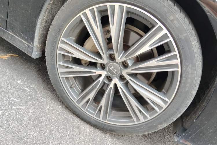 Used Audi A6L 2021 45 TFSI Enjoy Life Edition Right Front Wheel Hub