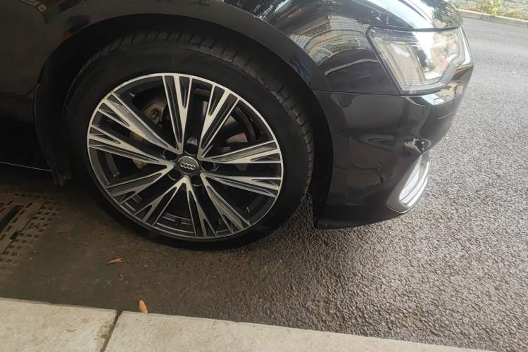 Used Audi A6L 2021 45 TFSI quattro Prestige Dynamic Edition Right Front Wheel Hub
