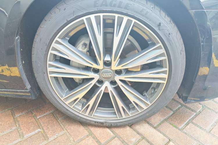 Used Audi A6L 2021 45 TFSI Enjoy Life Edition Right Front Wheel Hub