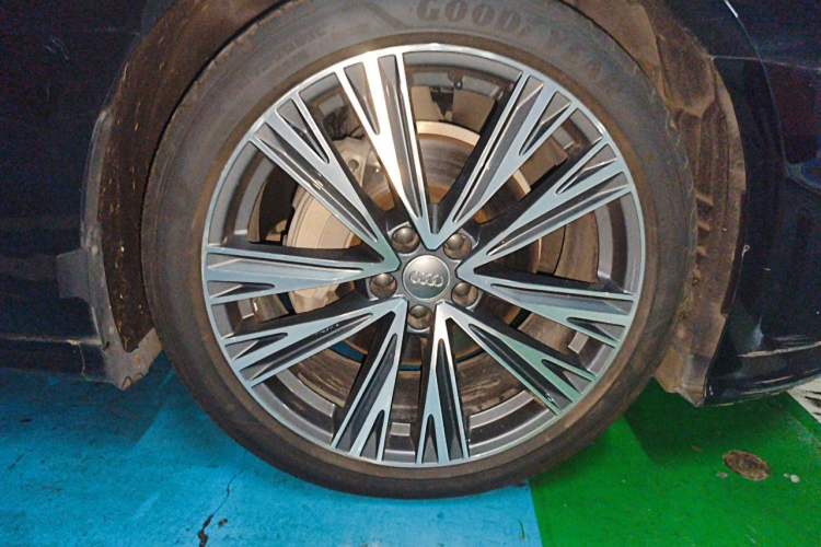 Used Audi A6L 2021 45 TFSI Enjoy Life Edition Right Front Wheel Hub