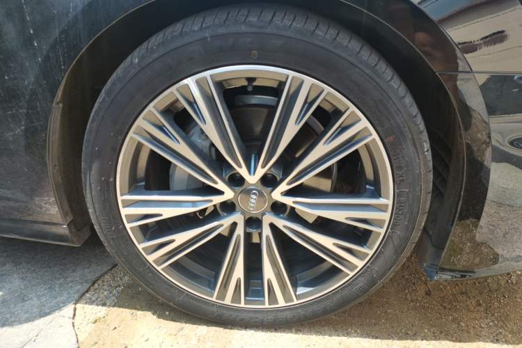 Used Audi A6L 2021 45 TFSI Enjoy Life Edition Right Front Wheel Hub