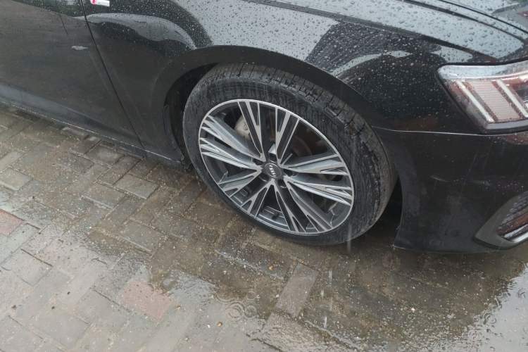 Used Audi A6L 2021 45 TFSI Enjoy Life Edition Right Front Wheel Hub