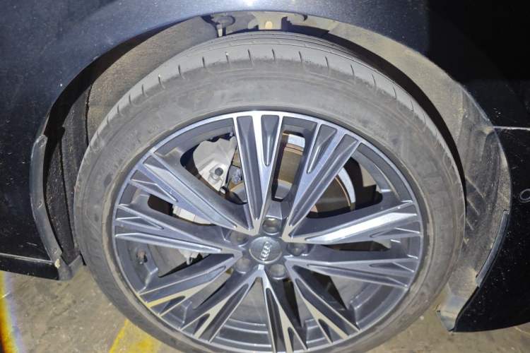 Used Audi A6L 2021 45 TFSI quattro Prestige Dynamic Edition Right Front Wheel Hub