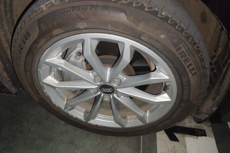Used Audi A6L 2021 40 TFSI Luxury Prestige Edition Right Front Wheel Hub