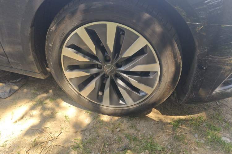 Used Audi A6L 2021 45 TFSI Prestige Elegant Edition Right Front Wheel Hub