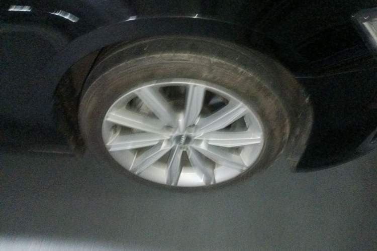 Used Audi A6L 2021 45 TFSI Prestige Dynamic Edition Right Front Wheel Hub