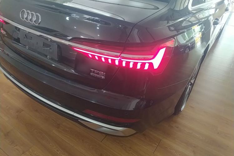 Used Audi A6L 2021 55 TFSI quattro Prestige Dynamic Edition Right Rear Taillight