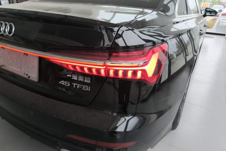 Used Audi A6L 2021 45 TFSI Prestige Dynamic Edition Right Rear Taillight