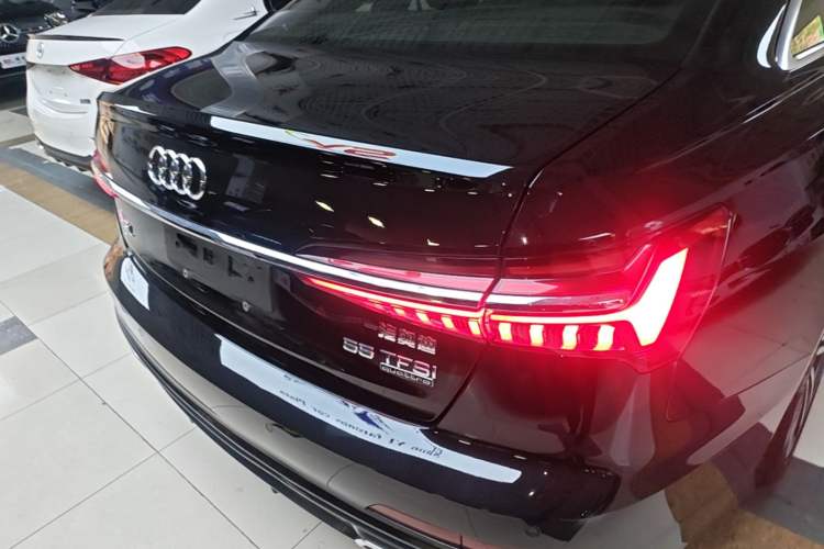Used Audi A6L 2021 40 TFSI Luxury Dynamic Edition Right Rear Taillight