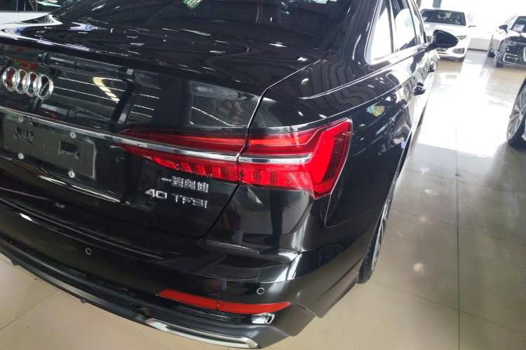 Used Audi A6L 2021 40 TFSI Luxury Dynamic Edition Right Rear Taillight