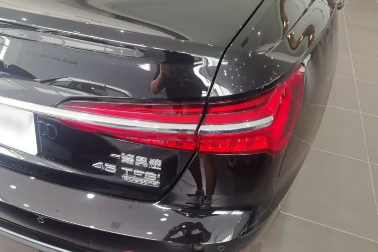 Used Audi A6L 2021 45 TFSI quattro Prestige Dynamic Edition Right Rear Taillight