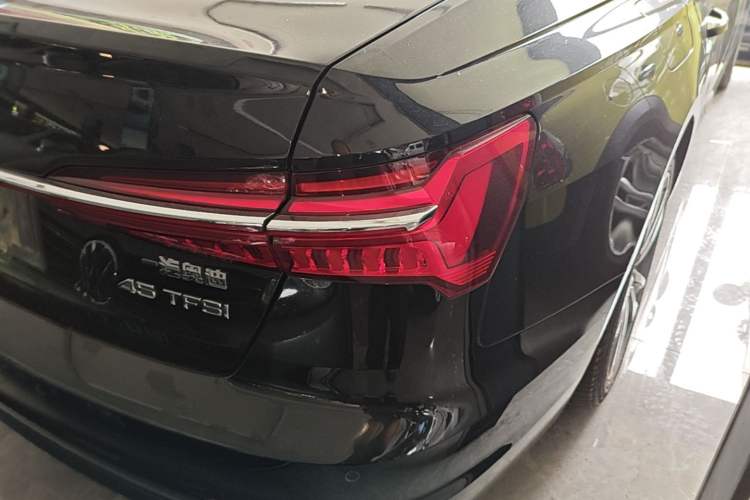 Used Audi A6L 2021 45 TFSI Prestige Elegant Edition Right Rear Taillight