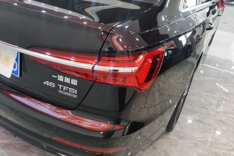 Used Audi A6L 2021 40 TFSI Luxury Dynamic Edition Right Rear Taillight