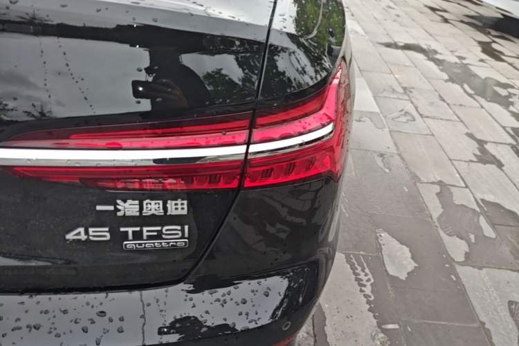 Used Audi A6L 2021 45 TFSI quattro Prestige Dynamic Edition Right Rear Taillight
