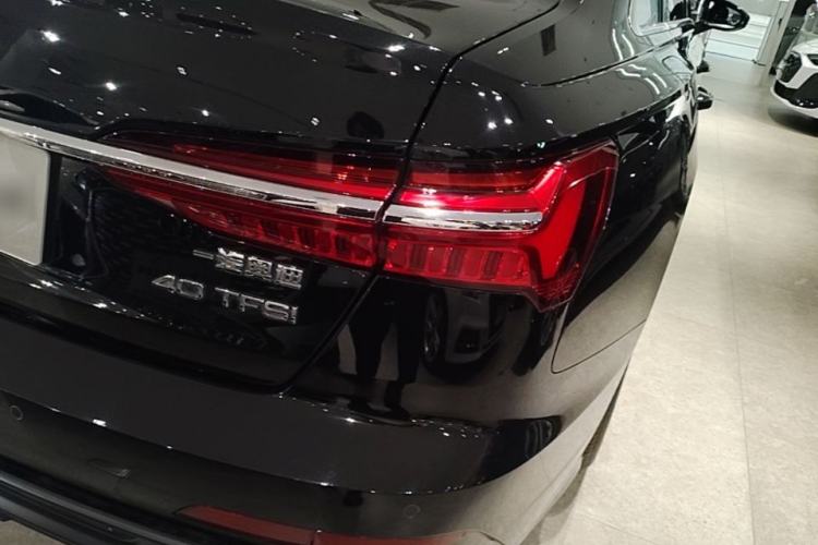 Used Audi A6L 2021 40 TFSI Luxury Dynamic Edition Right Rear Taillight
