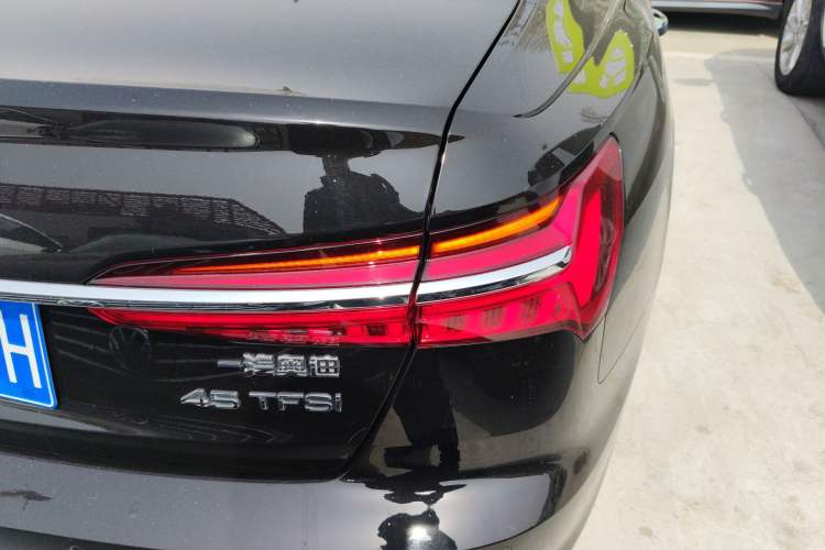Used Audi A6L 2021 40 TFSI Luxury Prestige Edition Right Rear Taillight