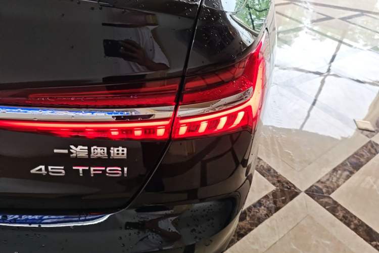 Used Audi A6L 2021 45 TFSI Prestige Elegant Edition Right Rear Taillight