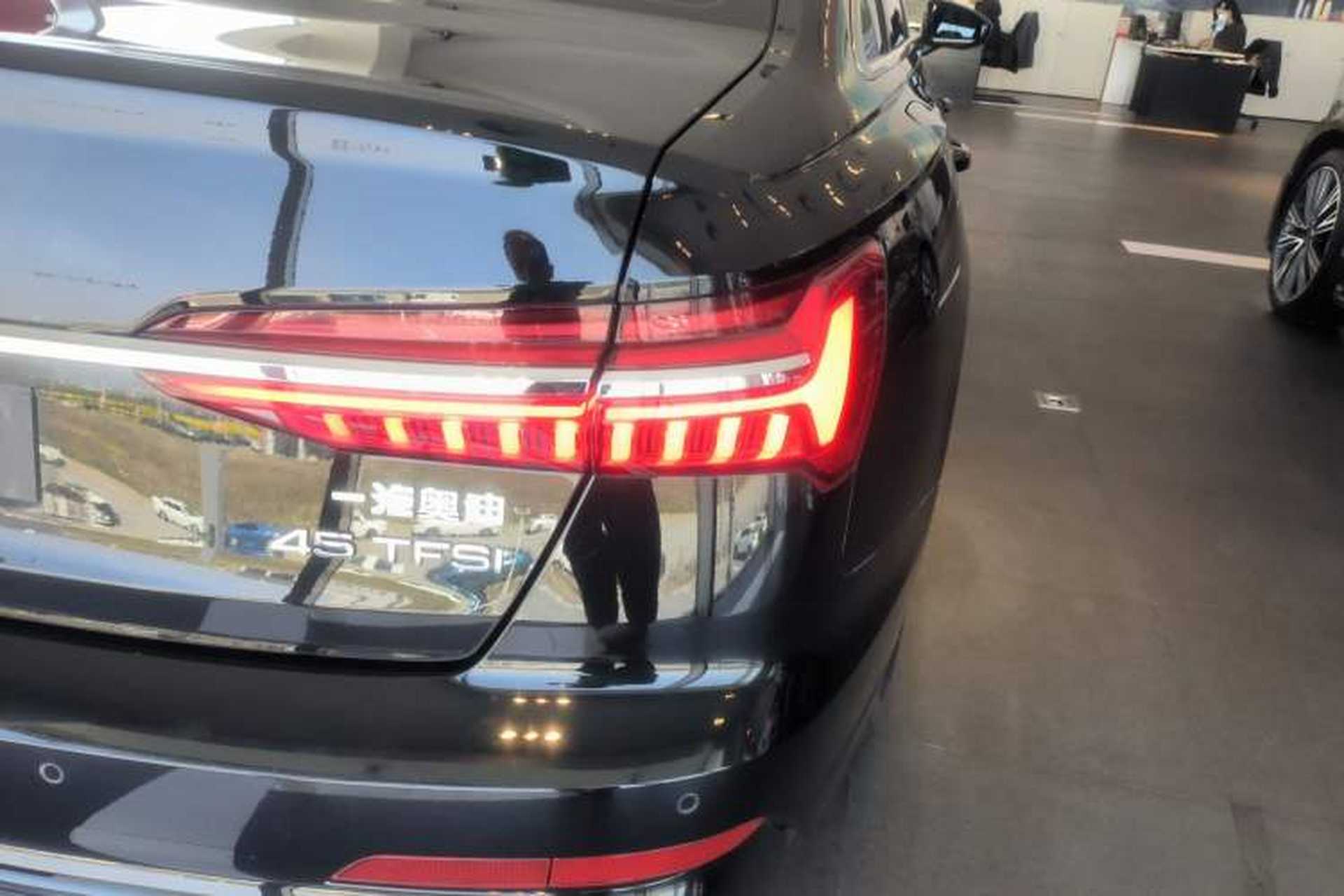 Used Audi A6L 2021 45 TFSI Prestige Dynamic Edition Right Rear Taillight