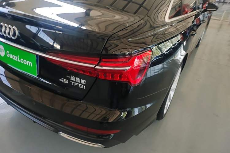 Used Audi A6L 2021 45 TFSI Prestige Dynamic Edition Right Rear Taillight