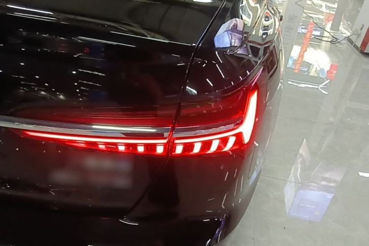 Used Audi A6L 2021 40 TFSI Luxury Dynamic Edition Right Rear Taillight