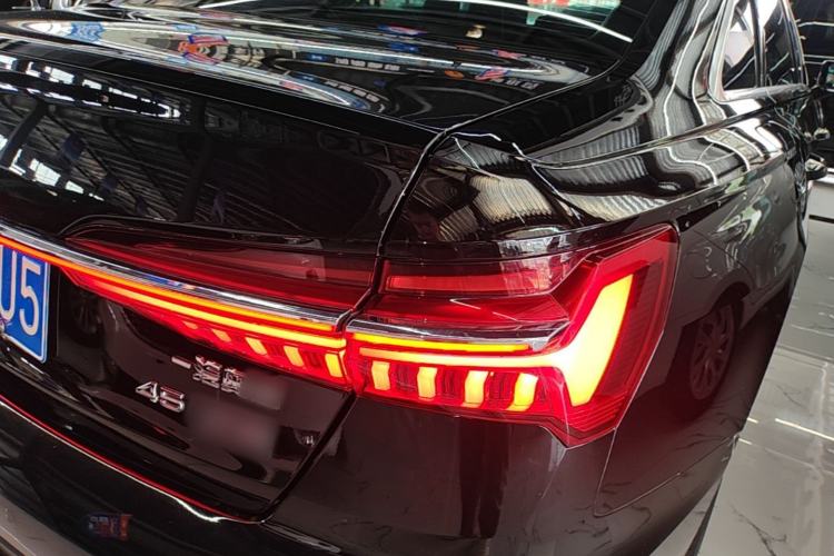 Used Audi A6L 2021 40 TFSI Luxury Dynamic Edition Right Rear Taillight