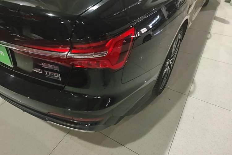 Used Audi A6L 2021 45 TFSI quattro Prestige Dynamic Edition Right Rear Taillight