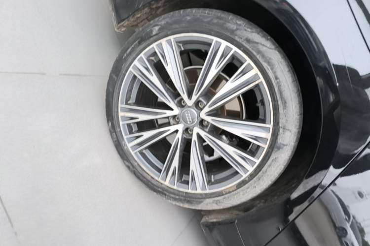 Used Audi A6L 2021 45 TFSI Prestige Dynamic Edition Right Rear Wheel Hub