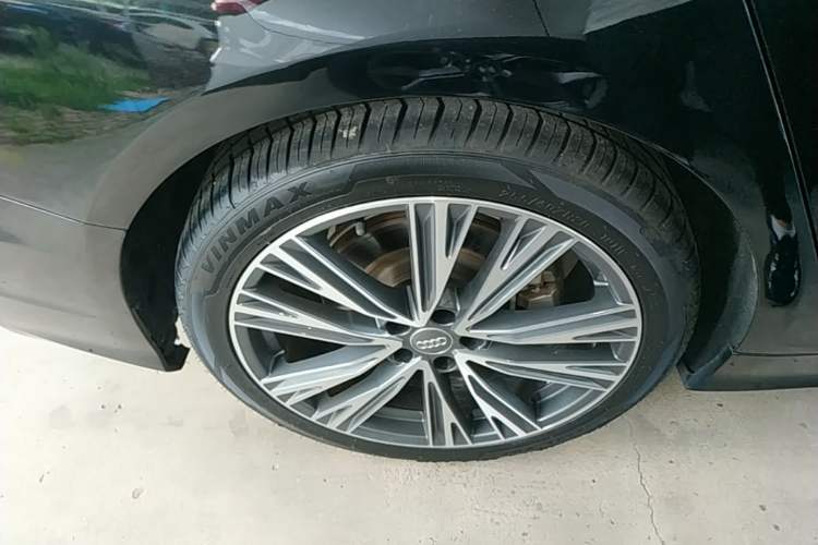 Used Audi A6L 2021 45 TFSI Prestige Dynamic Edition Right Rear Wheel Hub