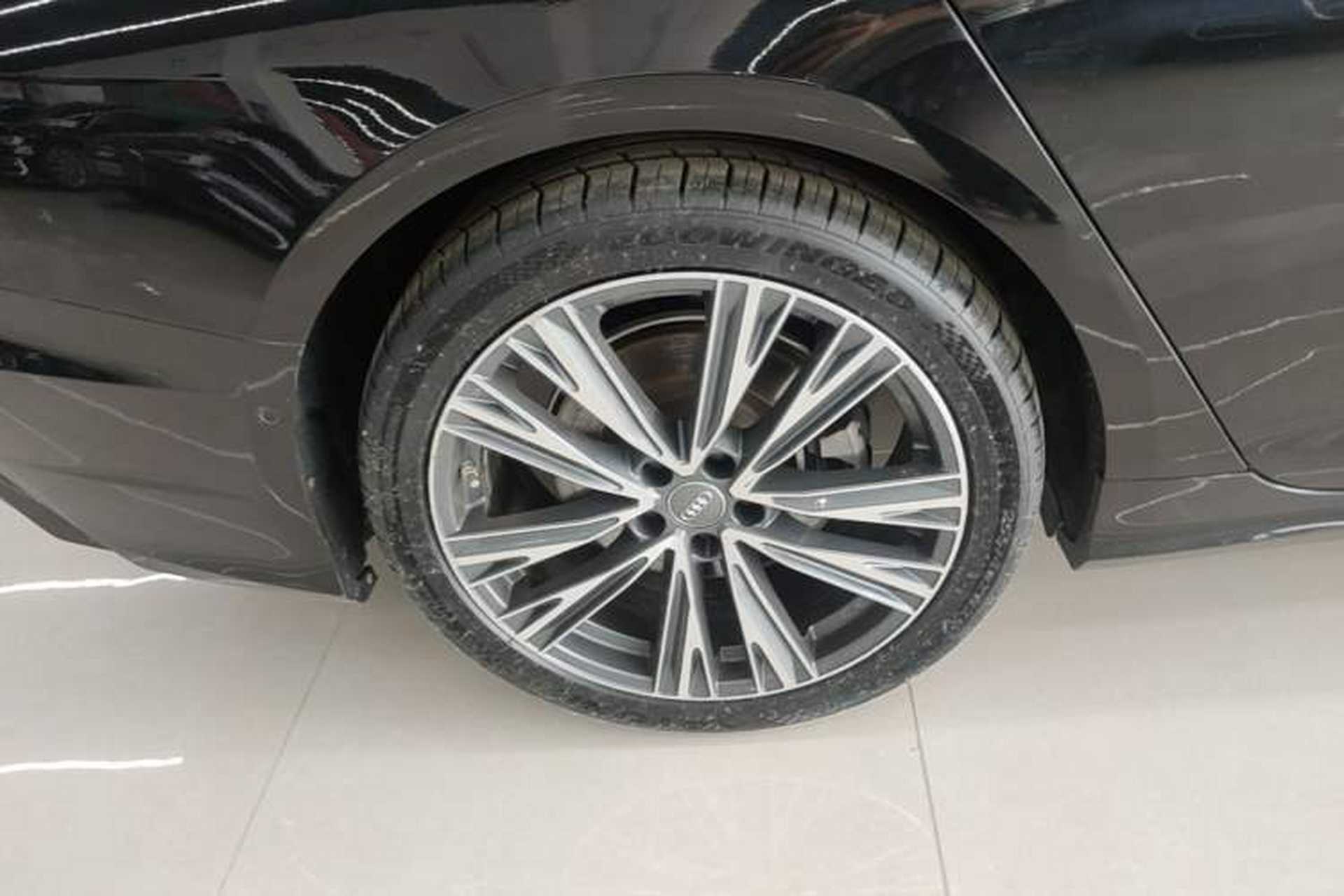 Used Audi A6L 2021 45 TFSI quattro Prestige Dynamic Edition Right Rear Wheel Hub