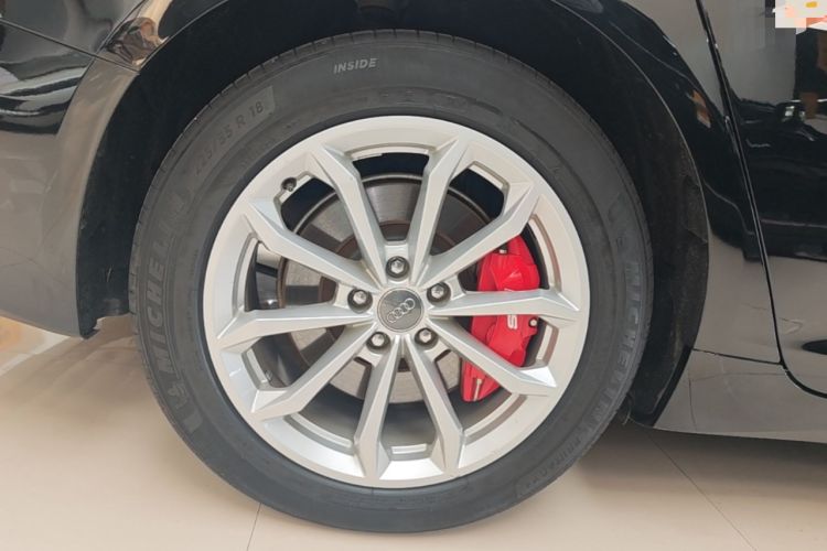 Used Audi A6L 2021 40 TFSI Luxury Prestige Edition Right Rear Wheel Hub