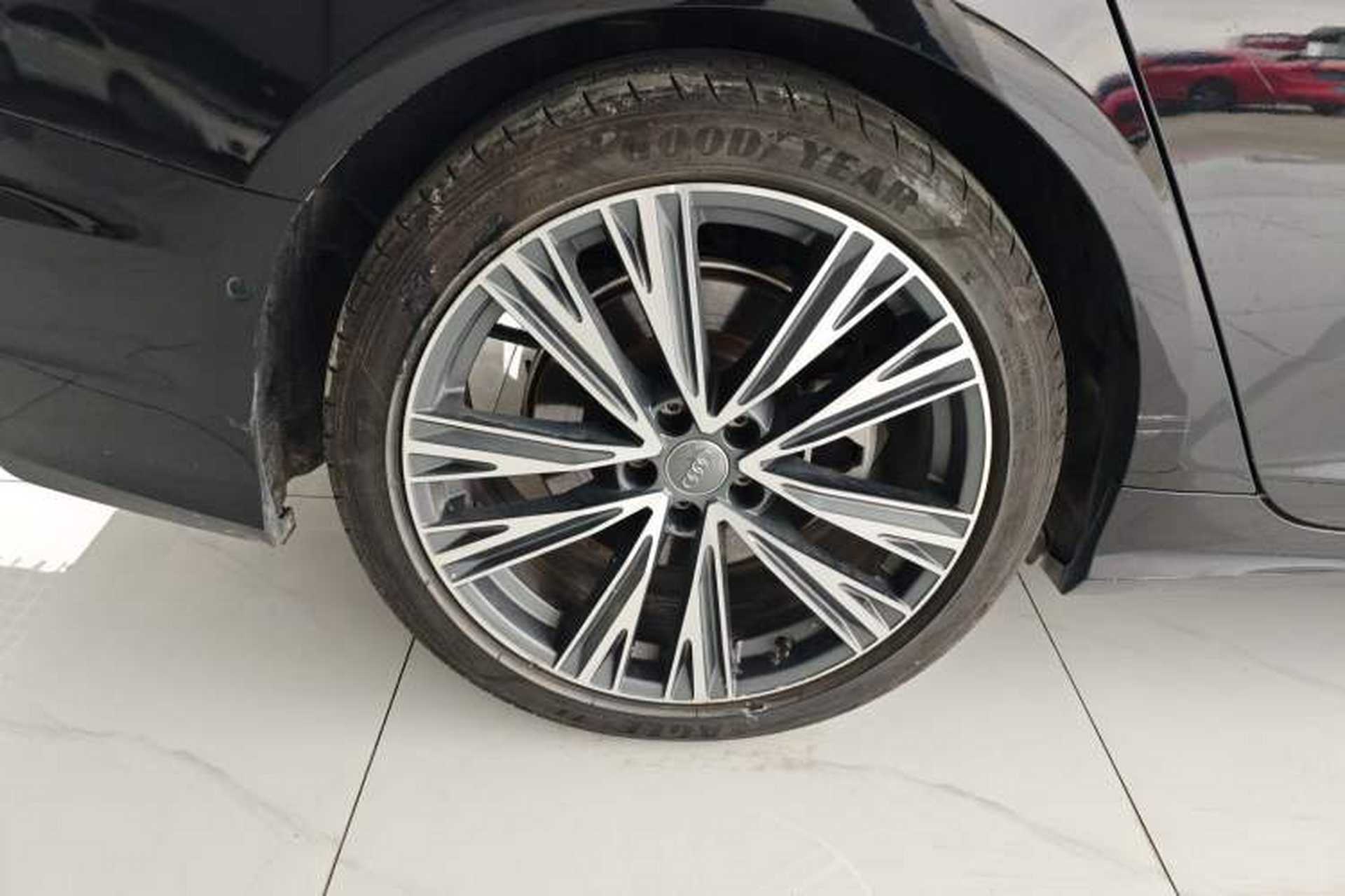 Used Audi A6L 2021 45 TFSI quattro Prestige Dynamic Edition Right Rear Wheel Hub