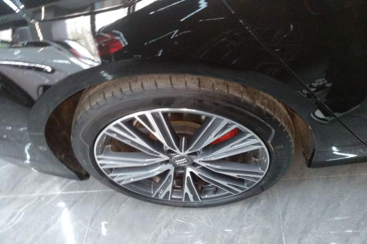 Used Audi A6L 2021 55 TFSI quattro Prestige Dynamic Edition Right Rear Wheel Hub