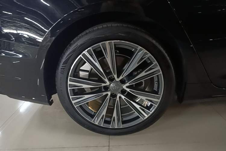 Used Audi A6L 2021 45 TFSI Prestige Dynamic Edition Right Rear Wheel Hub